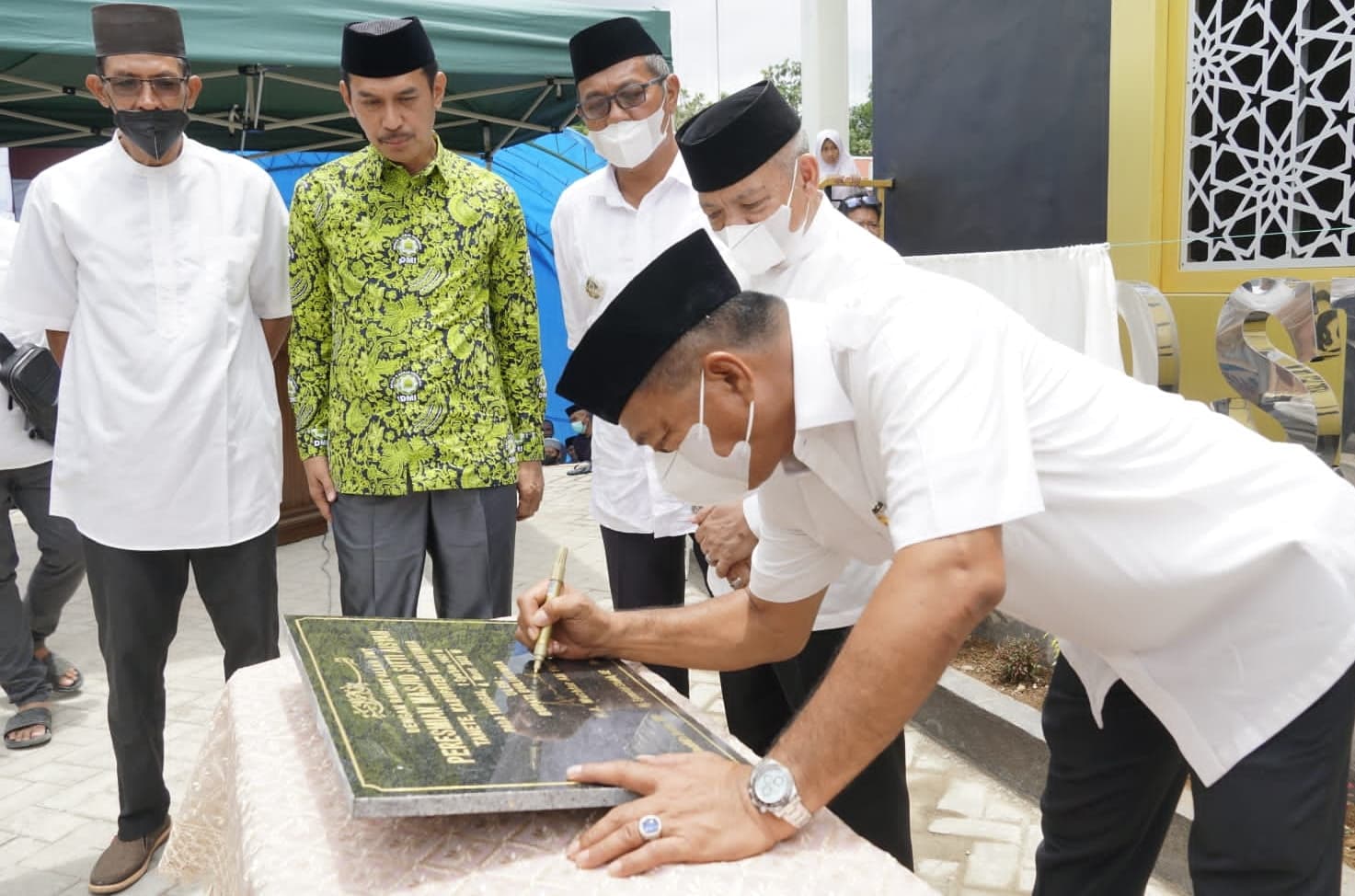Unik, Menuju Ramadhan Bupati Bulukumba Resmikan Masjid Berbentuk Ka’bah
