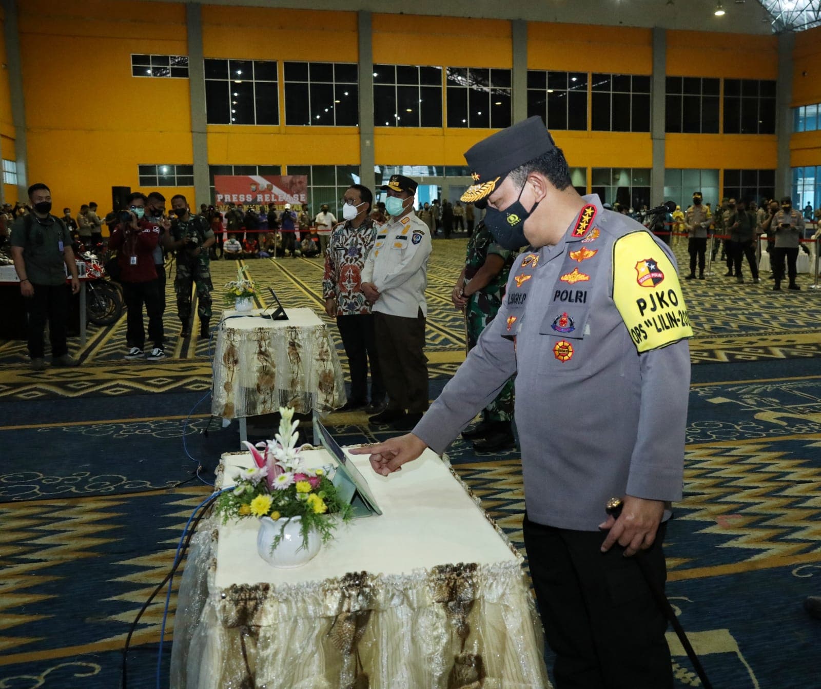 Diundi Kapolri, Warga Toraja Raih Hadiah Utama 1 Mobil Kebut Vaksinasi Sulsel