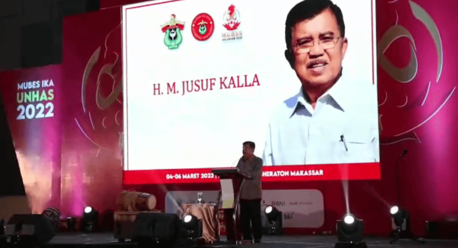 Jusuf Kalla Menegaskan agar Ketua IKA Unhas Terpilih Harus Bisa Berpikiran Jauh ke Depan