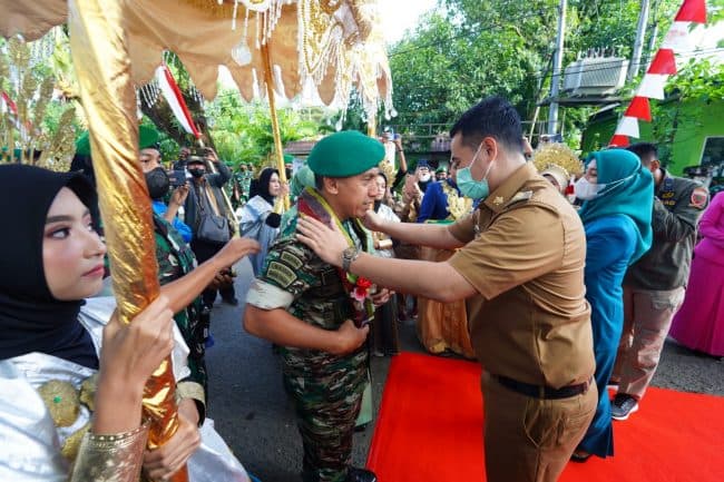 Kunjungan Kerja ke Kabupaten Pangkep, Pangdam XIV Hasanuddin Disambut MYL dan Warga