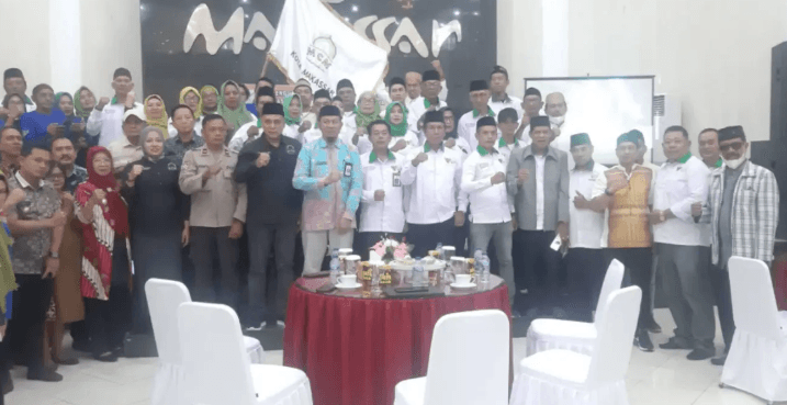 Camat Mariso Juliaman Hadiri Pelantikan MCMI, Siap Sukseskan Program Pemkot