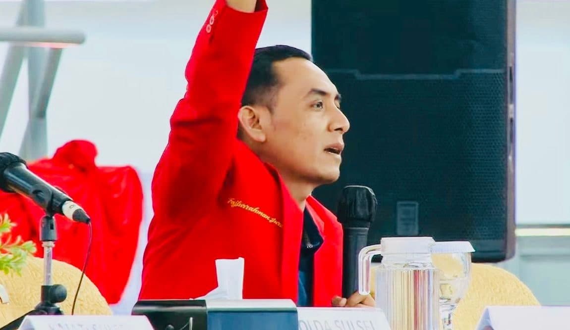 Kutukan Kekuasaan