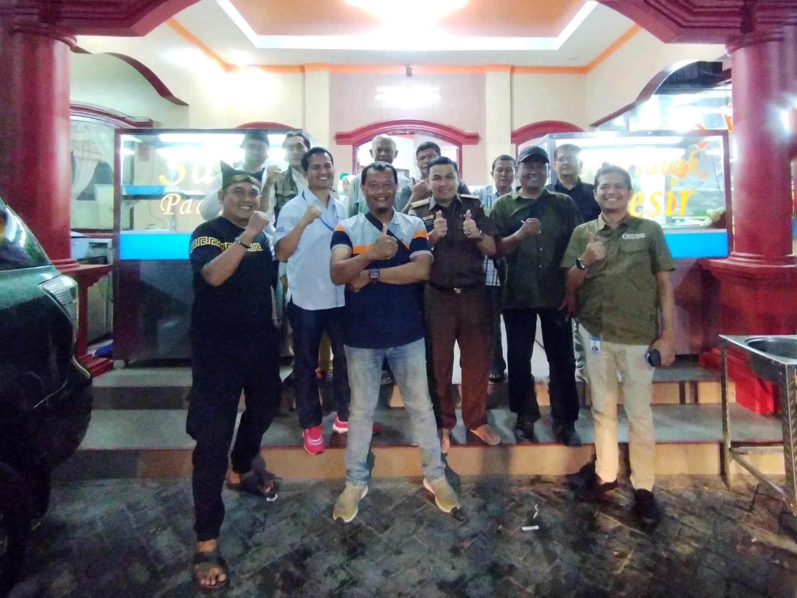 H. Ferry Taslim Dt. Toembidjo Hadiri Buka Puasa Syawal IKM Sapayuang & IKASMIN-SS