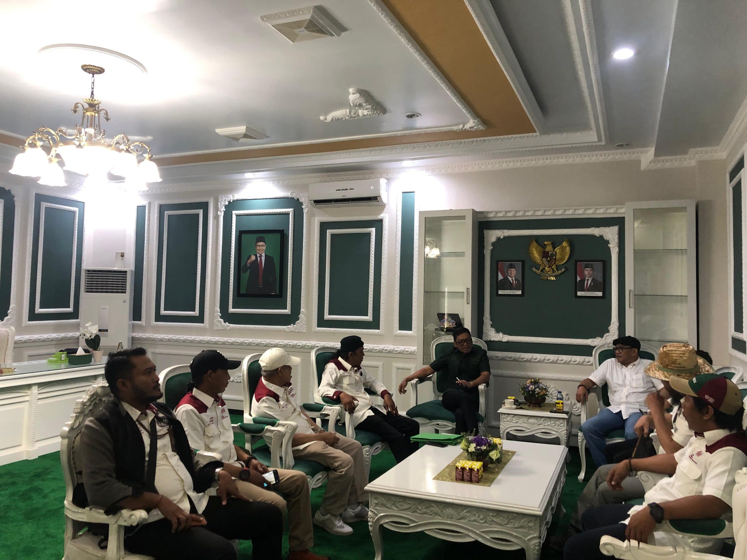 Legislator Bang Uci Dukung Langkah Dewan Kesenian: “Saya dari Seni, Saya Paham Kegelisahan Mereka”