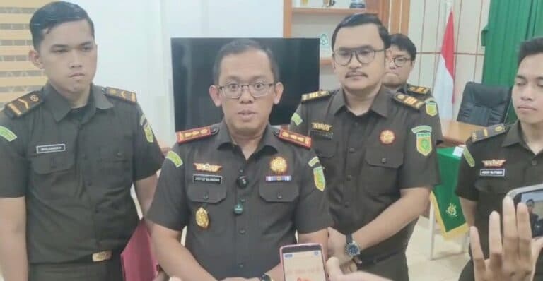 Kejari Pangkep Tetapkan 3 Orang Tersangka Dugaan Korupsi Dana Hibah Pilkada 2024