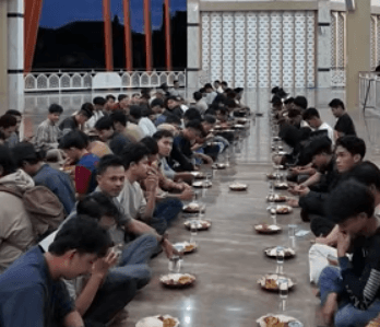 Dapur Ramadan Masjid Agung UIN Alauddin Awali Ramadan dengan Berbagi