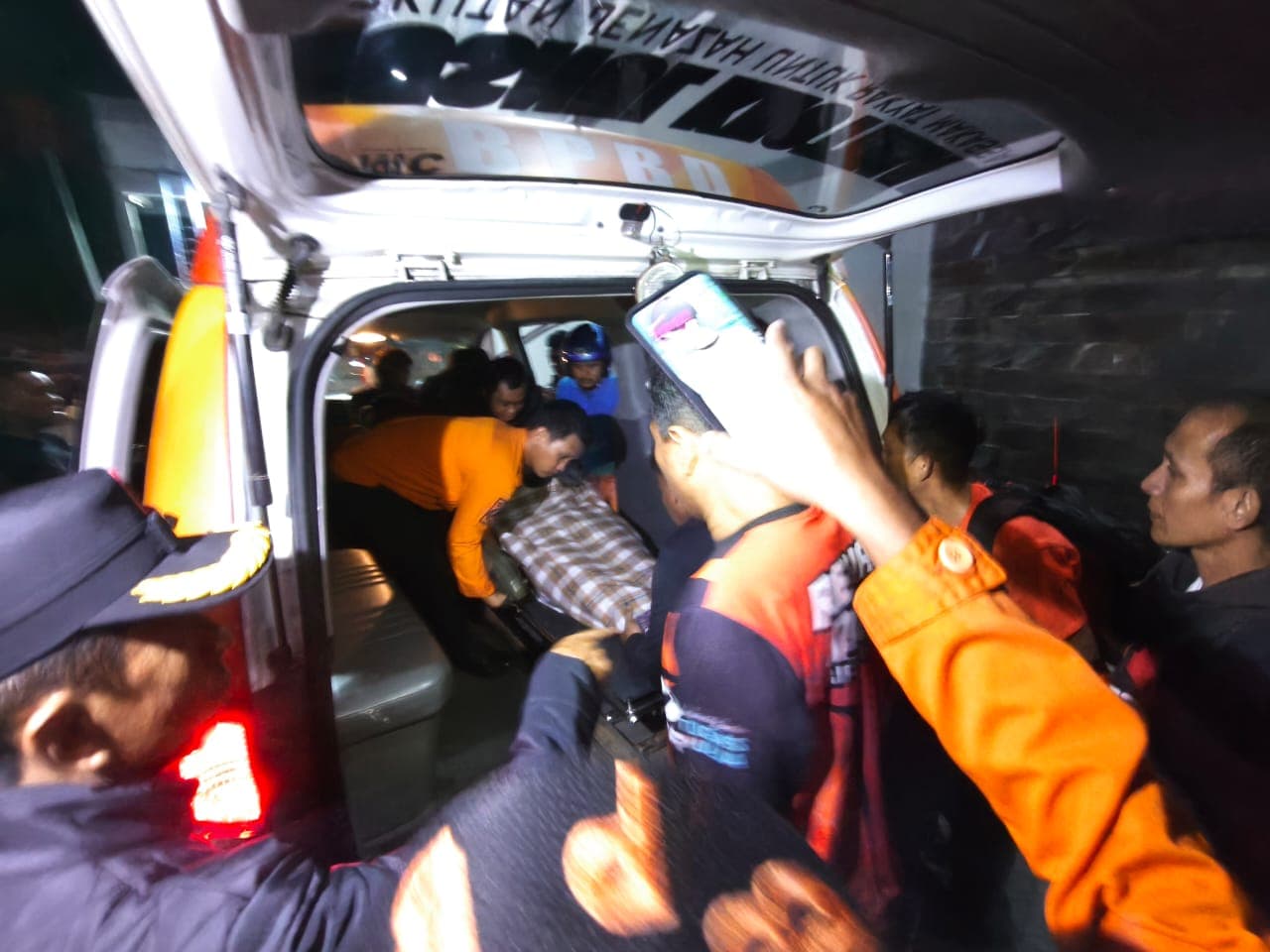 Anggota BPBD Makassar Tewas Usai Tertabrak Truk di Jalan Galangan Kapal